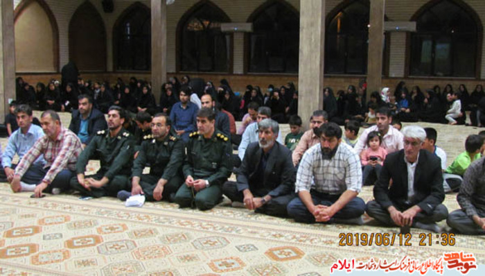 یادواره  چهارده  شهید محله بان باباخان شهرستان ملکشاهی و گرامیداشت پاسدار شهید کسعلی دربین