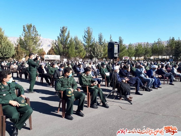  رونمایی از کتاب وصیت نامه سردار شهید قاسم سلیمانی به قلم احد صباحی کیا