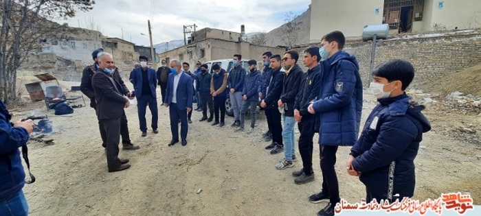 بازدید مدیرکل و معاون فرهنگی و آموزشی بنیاد شهید استان سمنان از پروژه نماهنگ عطر تو در روستای امامزاده عبدالله سرخه