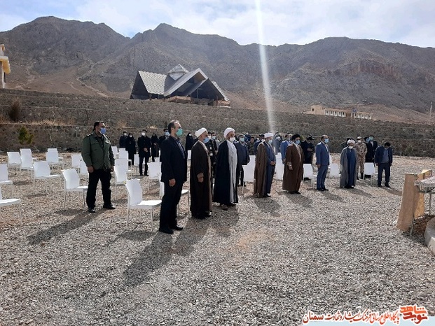 مراسم گلباران مرقد مطهر شهید گمنام- ۲۹ بهمن ۱۳۹۹ دانشگاه آزاد شهرستان مهدیشهر 