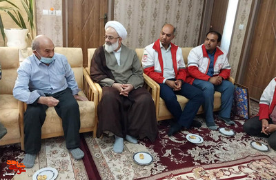 دیدار کارکنان هلال احمر شهرستان آرادان با خانواده معظم شهید والامقام «قربانعلی علیشاه»- نوزدهم اردیبهشتماه ۱۴۰۲ روستای داورآباد
