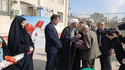 مراسم زنگ شهید به مناسبت روز بزرگداشت شهدا- بیست و دوم اسفندماه ۱۴۰۳ مدرسه دخترانه شاهد فاطمهزهرا(س) شهرستان سمنان